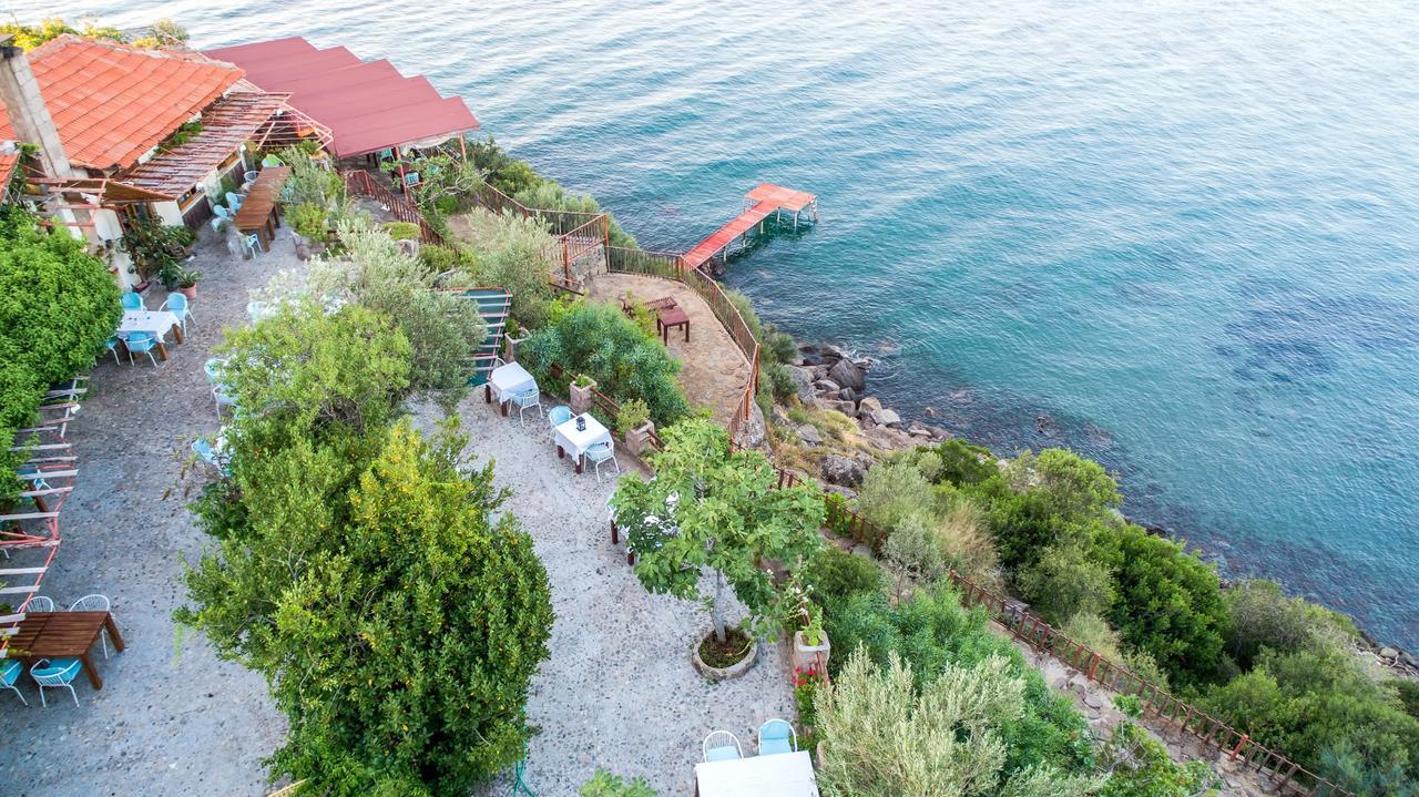Assos Terrace Hotel Exteriör bild